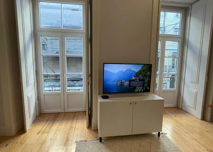 Privatunterkunft Quarto Grande Com Varanda, Wc Partilhado *